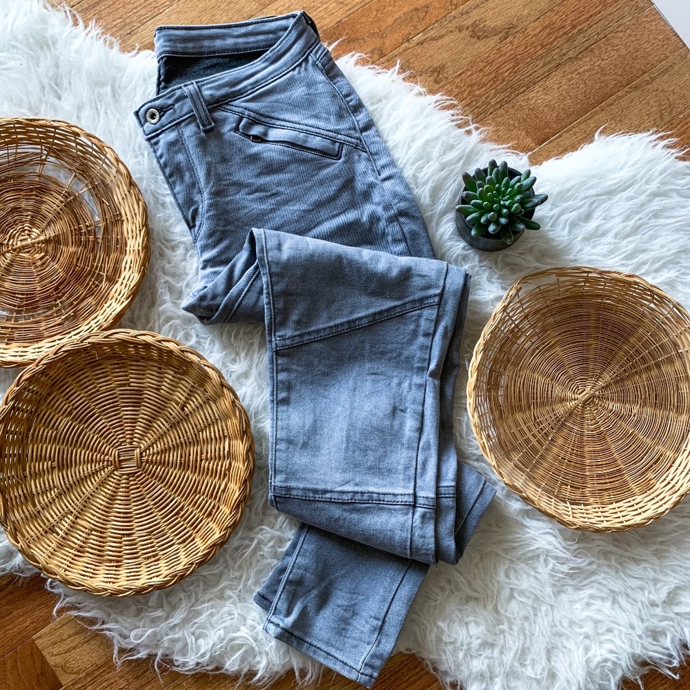 Levi's Grey Denim Moto Legging | Size 27